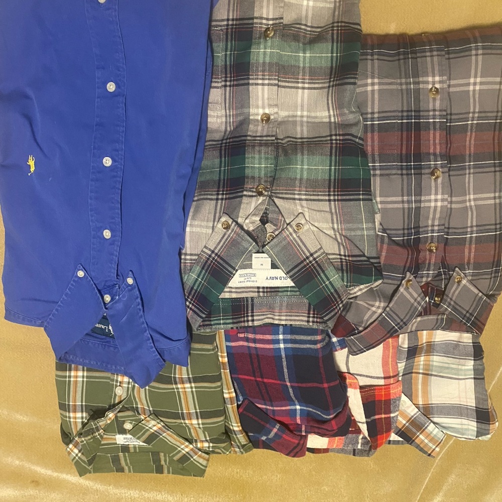 Old Navy Bundle (6) Button-Up Men’s Shirts + Bonus